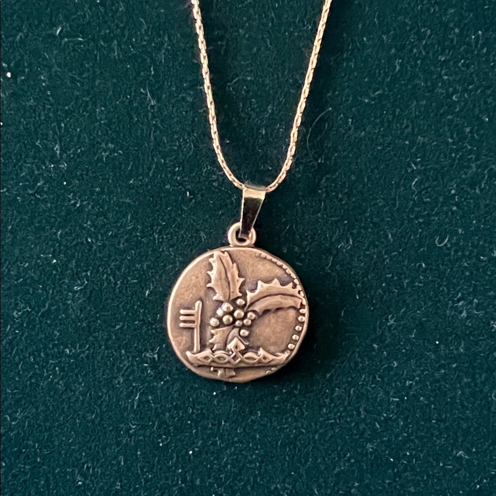 Alex and Ani Holly Leaf Necklace